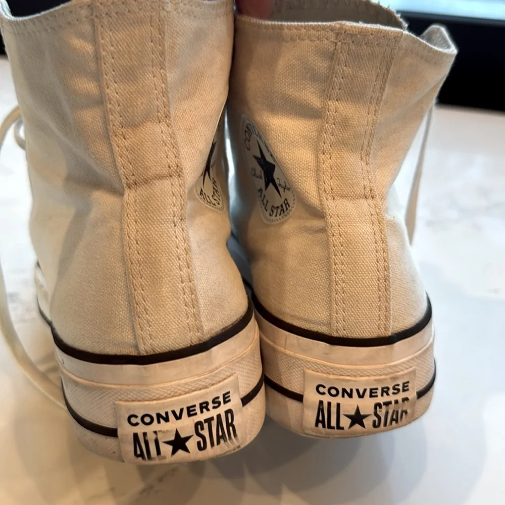 Chuck Taylor All Star Lift Platform Canvas WOMEN'S HIGH TOP SHOES Size 6.5